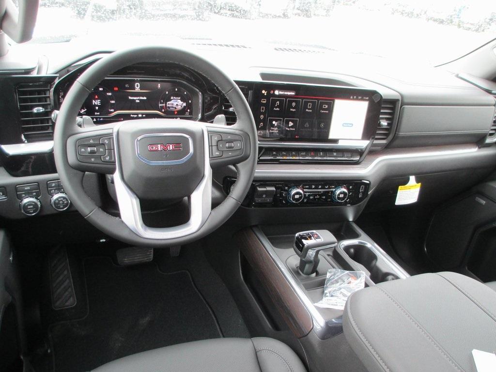 new 2025 GMC Sierra 1500 car, priced at $57,355