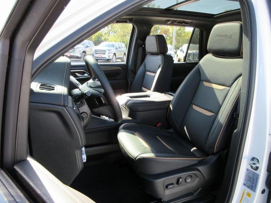 new 2024 GMC Yukon car, priced at $73,962