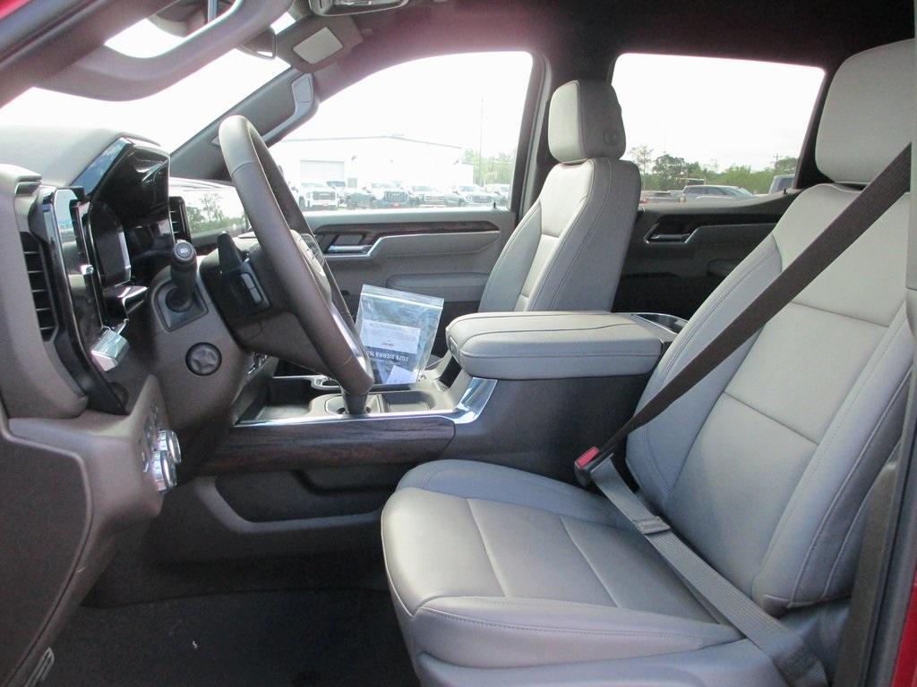 new 2025 GMC Sierra 1500 car, priced at $61,726