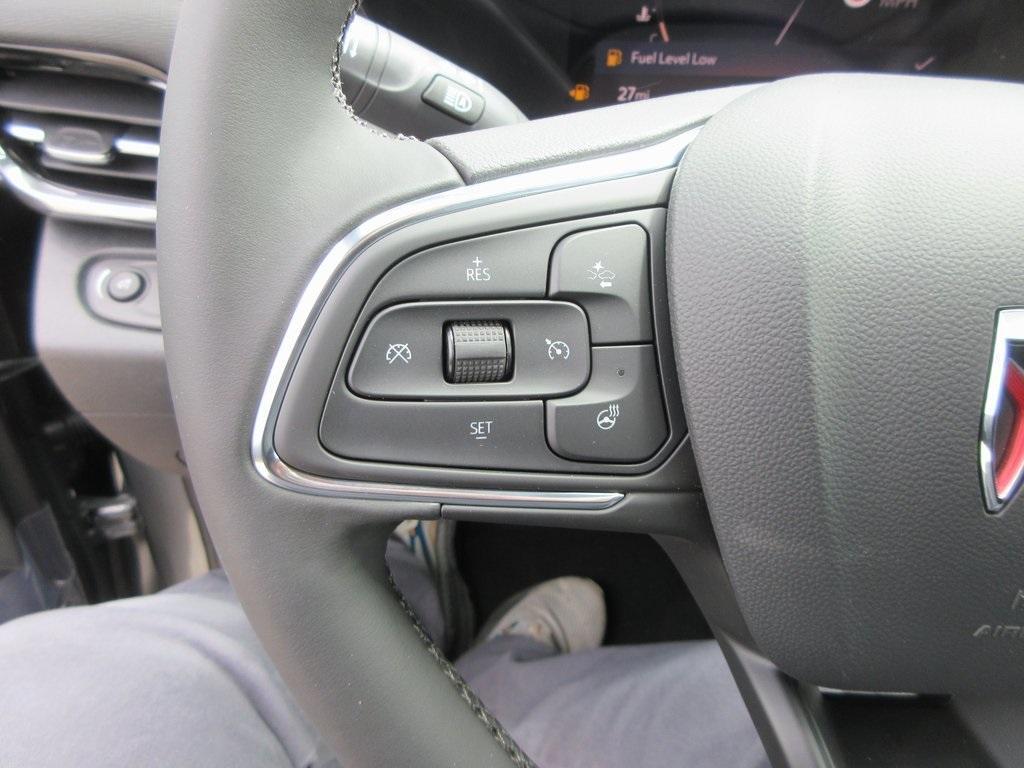 new 2025 Buick Envista car, priced at $28,172