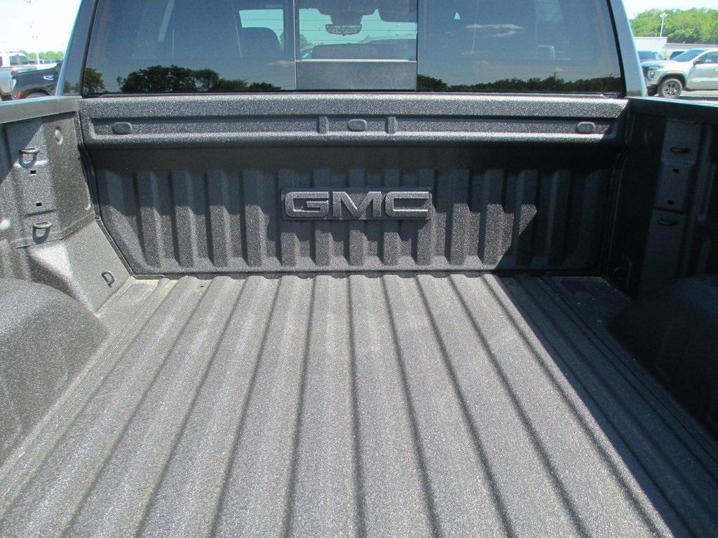 new 2025 GMC Sierra 1500 car, priced at $76,564