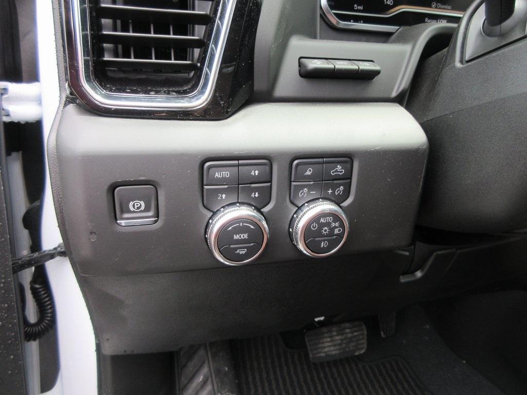 new 2025 GMC Sierra 3500 car, priced at $95,580