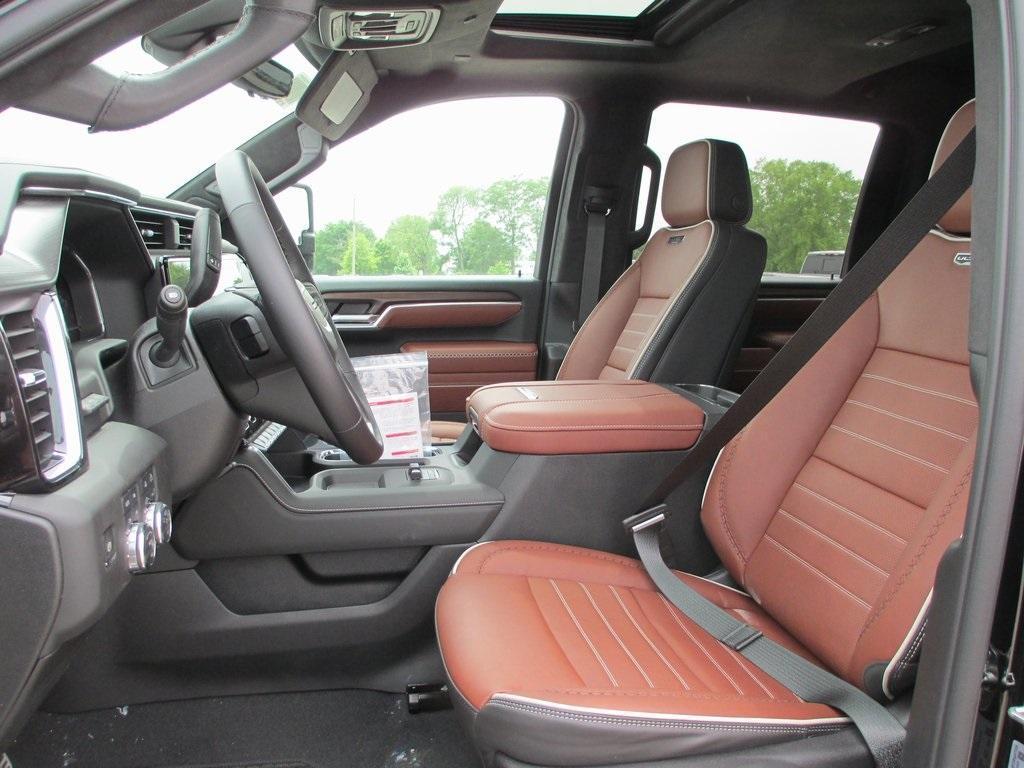 new 2025 GMC Sierra 3500 car, priced at $96,034