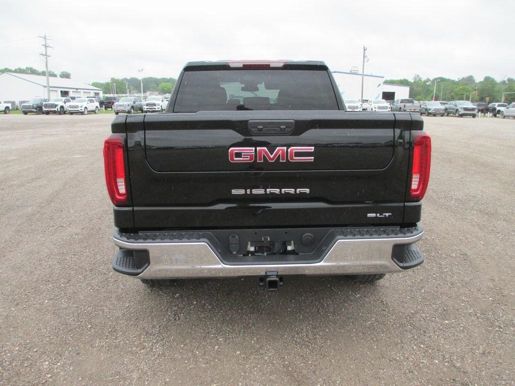 new 2025 GMC Sierra 1500 car, priced at $57,028