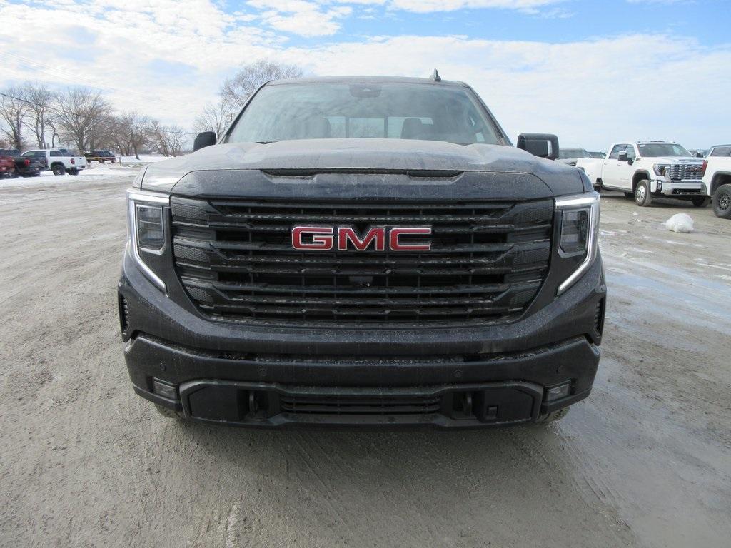 new 2025 GMC Sierra 1500 car, priced at $59,252