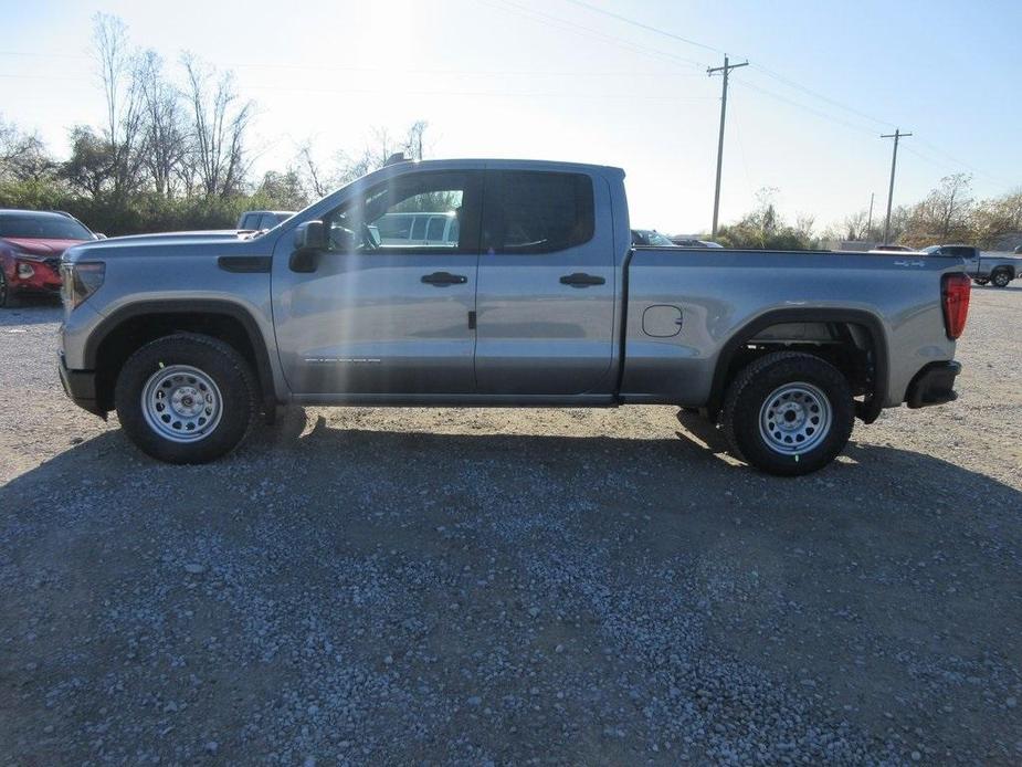 new 2025 GMC Sierra 1500 car, priced at $45,242