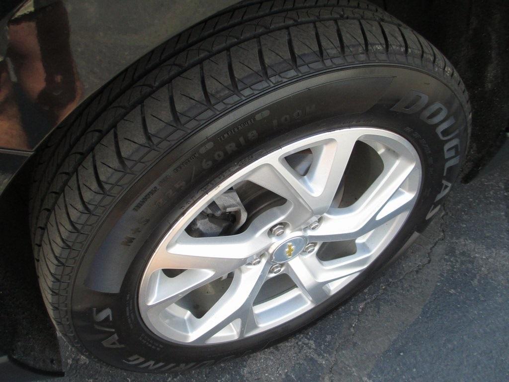 used 2018 Chevrolet Equinox car, priced at $9,995