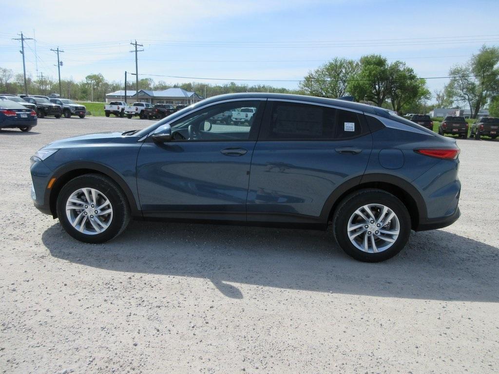 new 2025 Buick Envista car