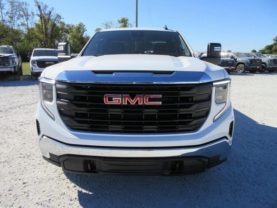 new 2025 GMC Sierra 1500 car, priced at $45,180