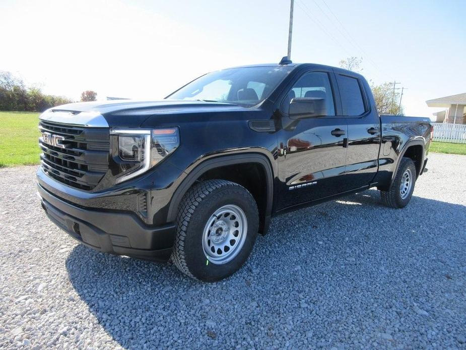 new 2025 GMC Sierra 1500 car, priced at $45,941