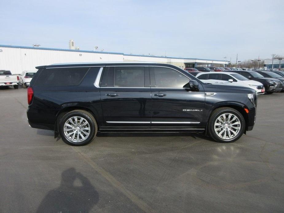 used 2022 GMC Yukon XL car, priced at $60,995