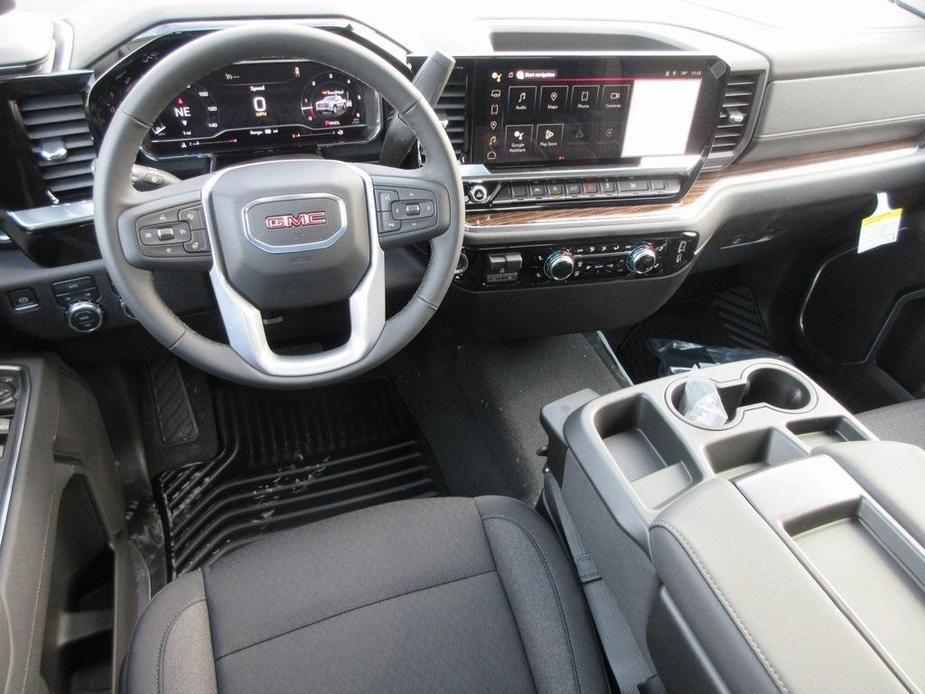 new 2025 GMC Sierra 1500 car, priced at $55,378