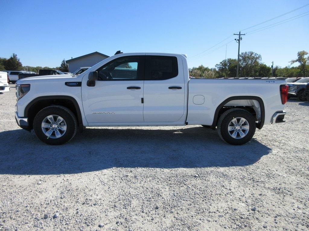 new 2025 GMC Sierra 1500 car, priced at $39,113