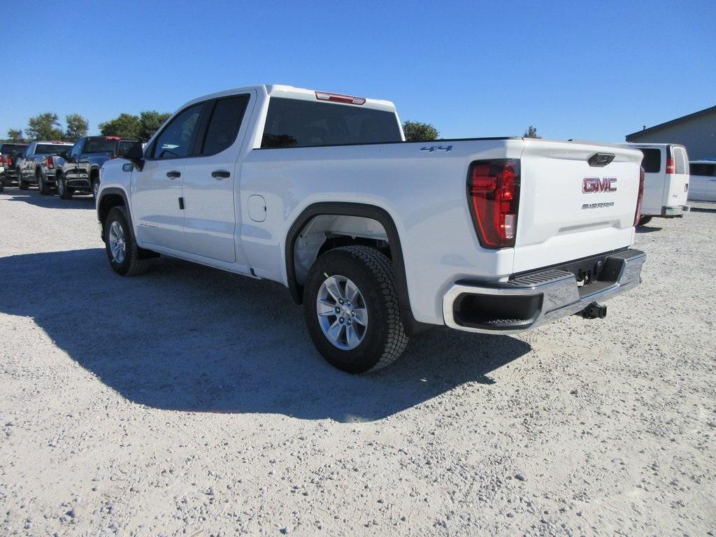 new 2025 GMC Sierra 1500 car, priced at $39,113