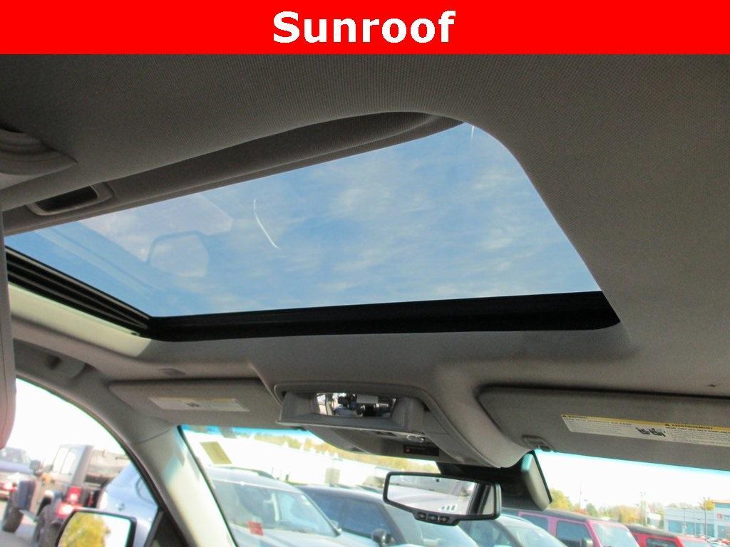 used 2018 GMC Yukon XL car, priced at $19,995