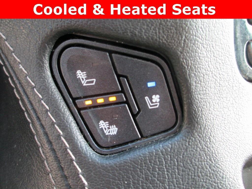 used 2018 GMC Yukon XL car, priced at $19,995