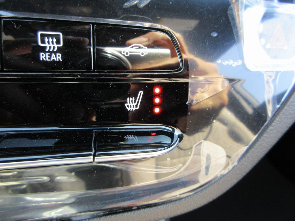 new 2025 Buick Envista car