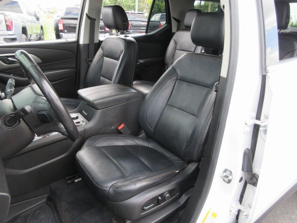 used 2018 Chevrolet Traverse car, priced at $15,495