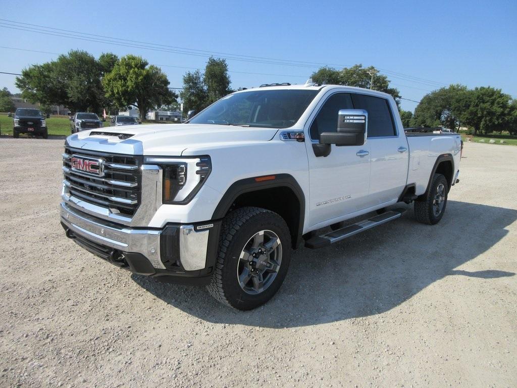 new 2025 GMC Sierra 3500 car, priced at $77,686