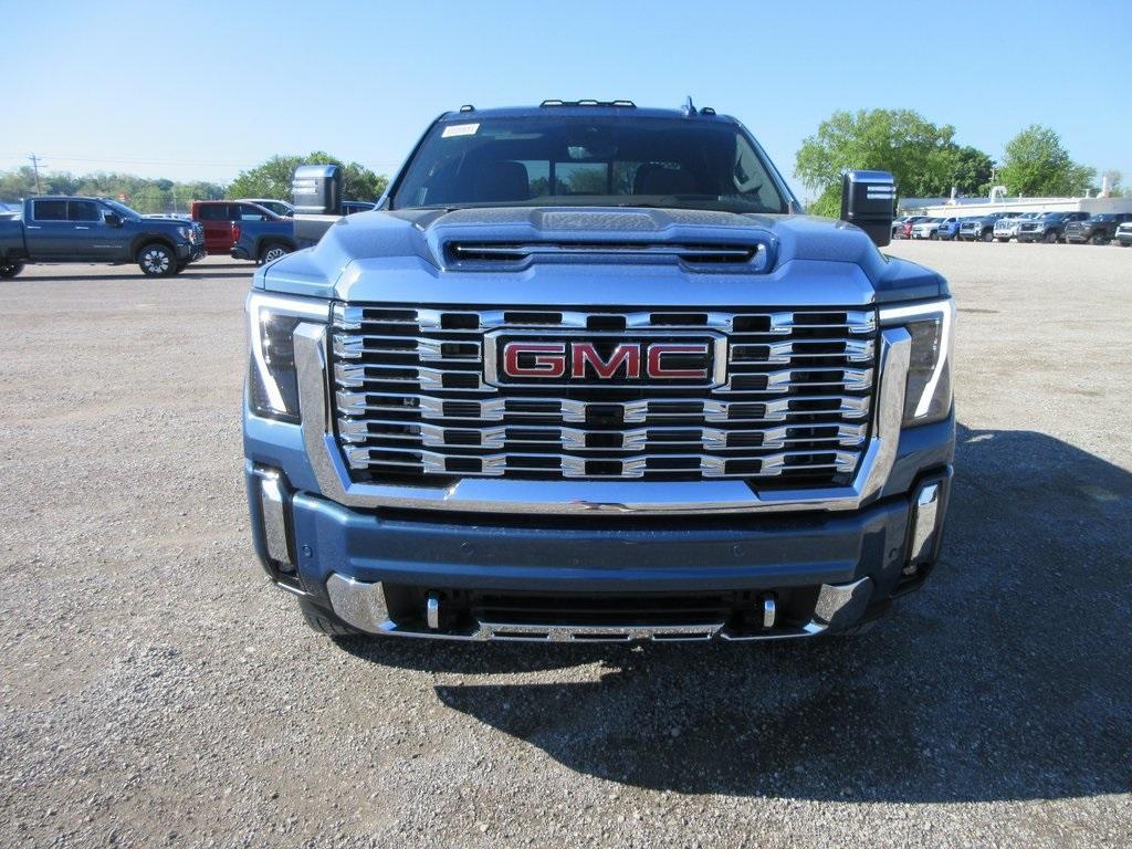 new 2025 GMC Sierra 3500 car, priced at $87,687