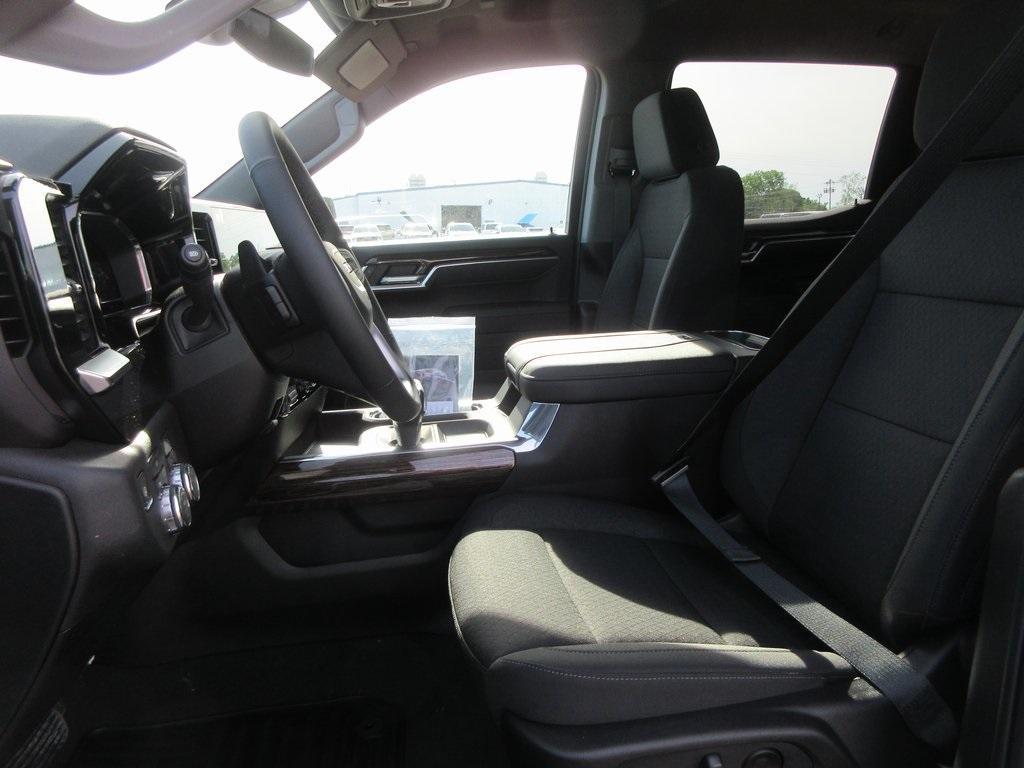 new 2025 GMC Sierra 1500 car