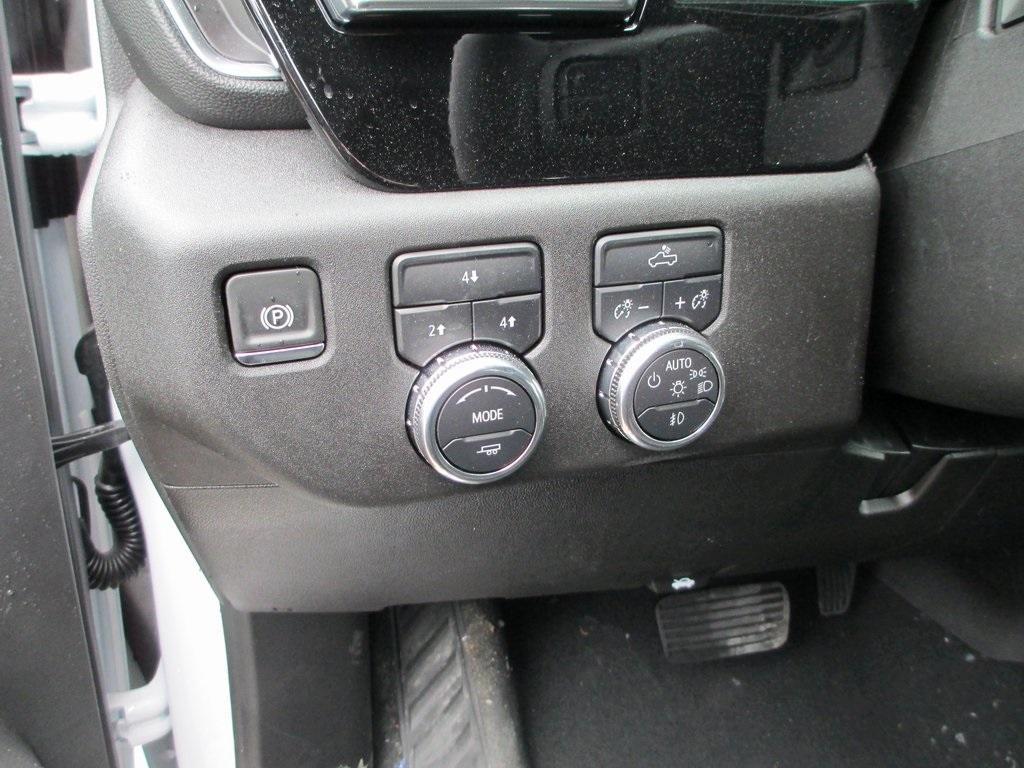 new 2025 GMC Sierra 3500 car, priced at $57,990