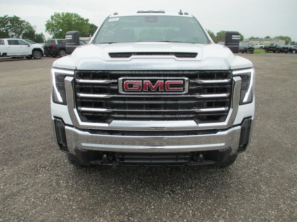 new 2025 GMC Sierra 3500 car, priced at $57,990