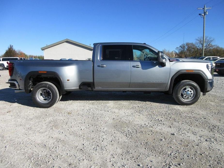 new 2025 GMC Sierra 3500 car