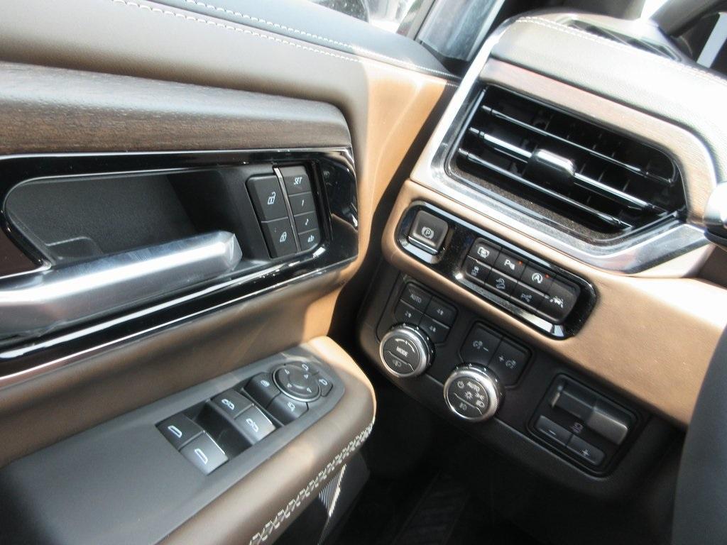 new 2025 GMC Yukon XL car, priced at $107,490
