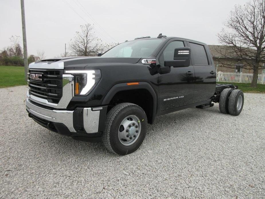 new 2025 GMC Sierra 3500 car, priced at $64,994