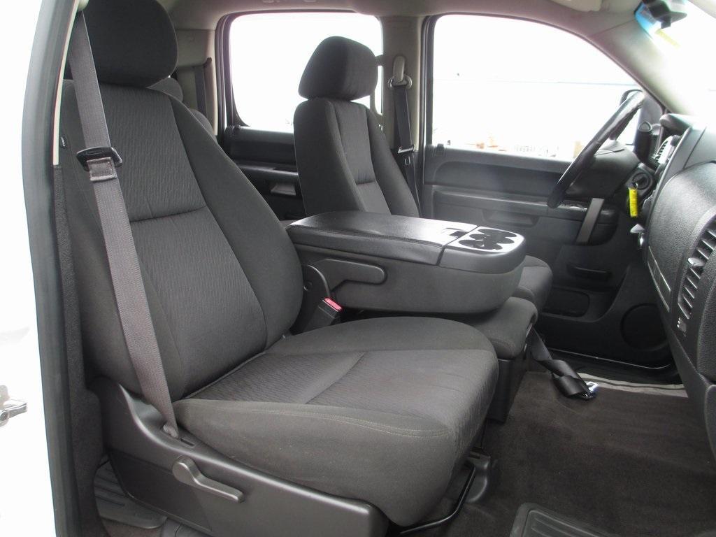 used 2013 Chevrolet Silverado 2500 car, priced at $16,995