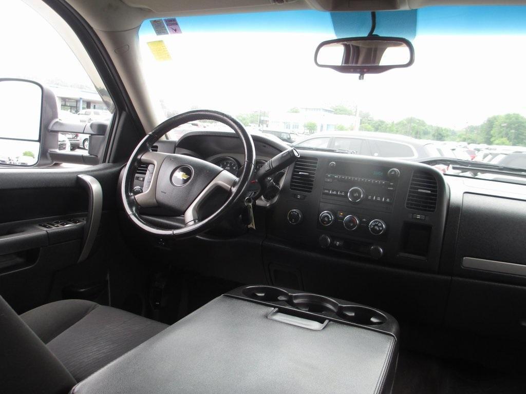 used 2013 Chevrolet Silverado 2500 car, priced at $16,995
