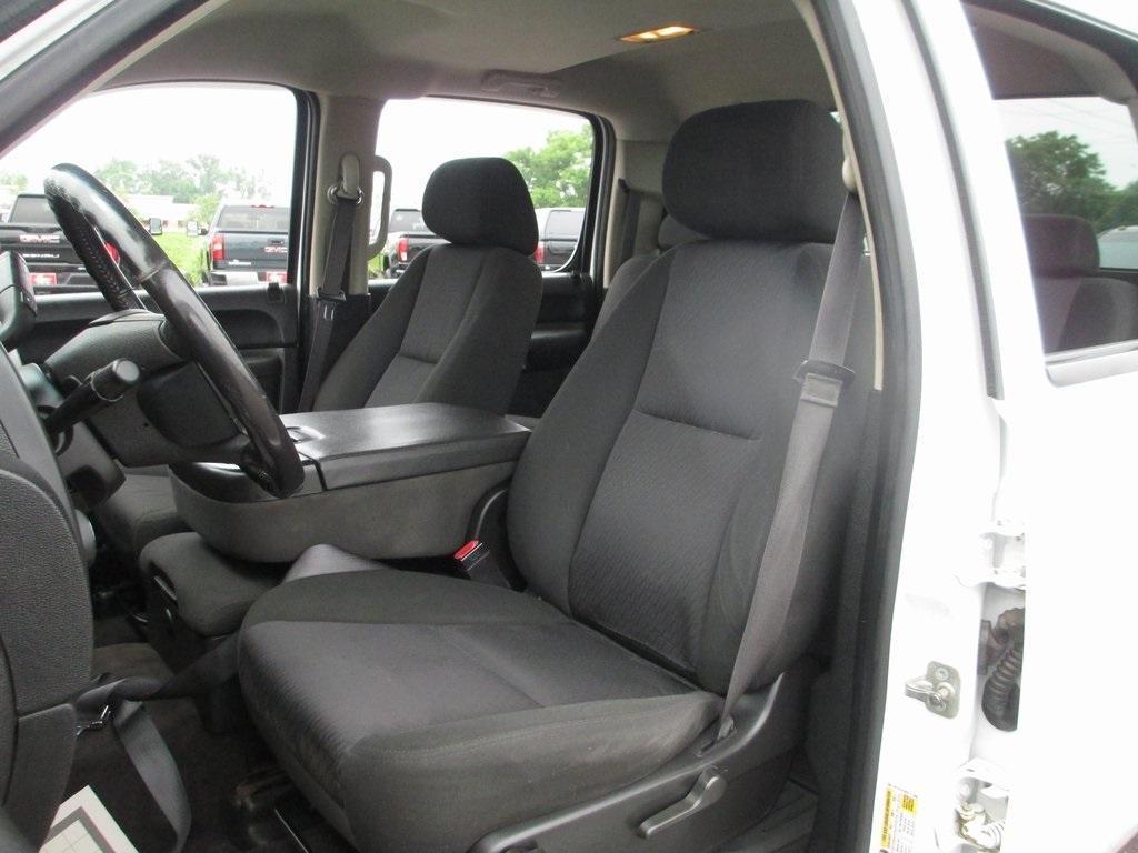 used 2013 Chevrolet Silverado 2500 car, priced at $16,995