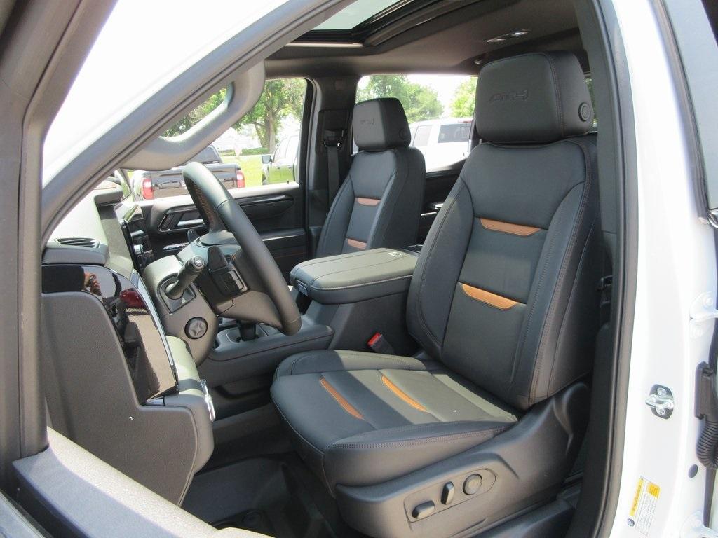new 2025 GMC Sierra 1500 car, priced at $63,699