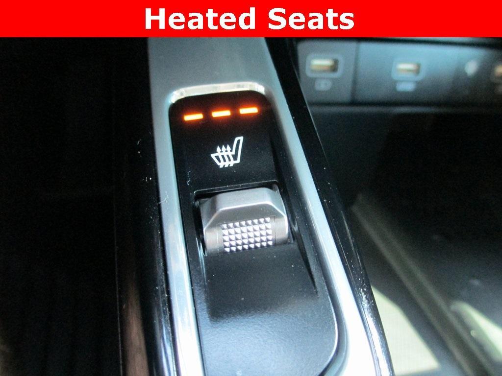 used 2023 Kia Sorento car, priced at $21,995