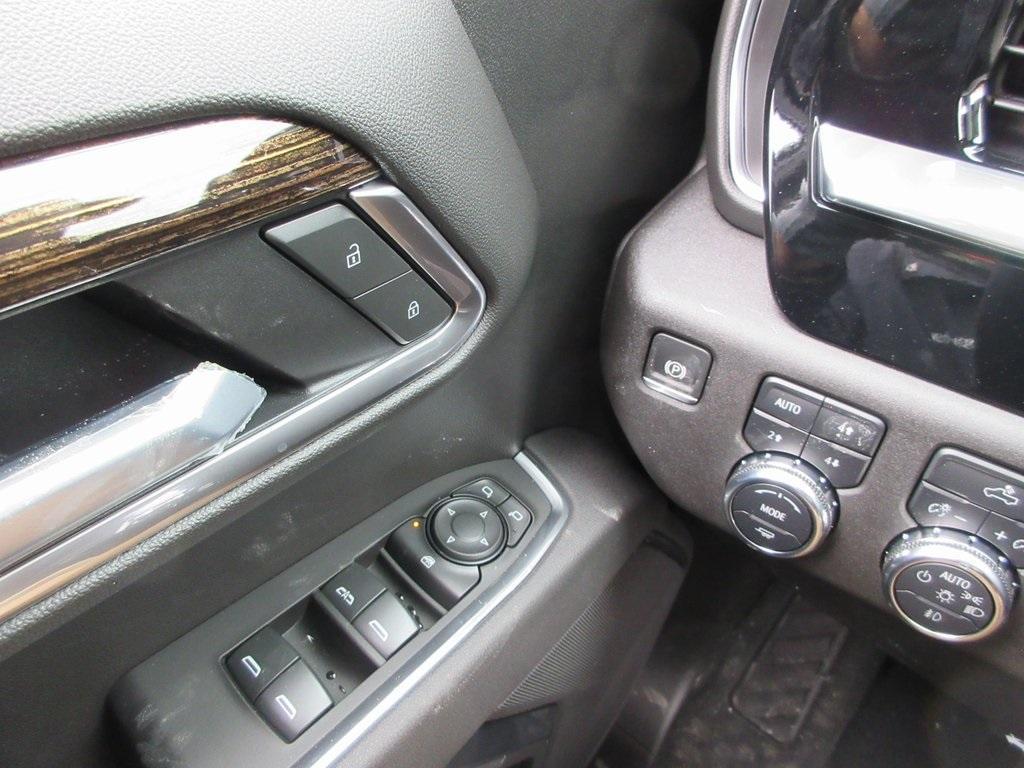 new 2025 GMC Sierra 1500 car, priced at $53,738