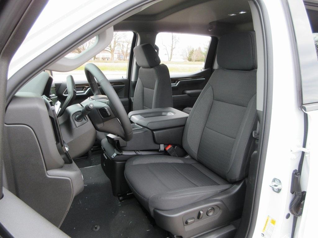 new 2025 GMC Sierra 1500 car, priced at $53,738