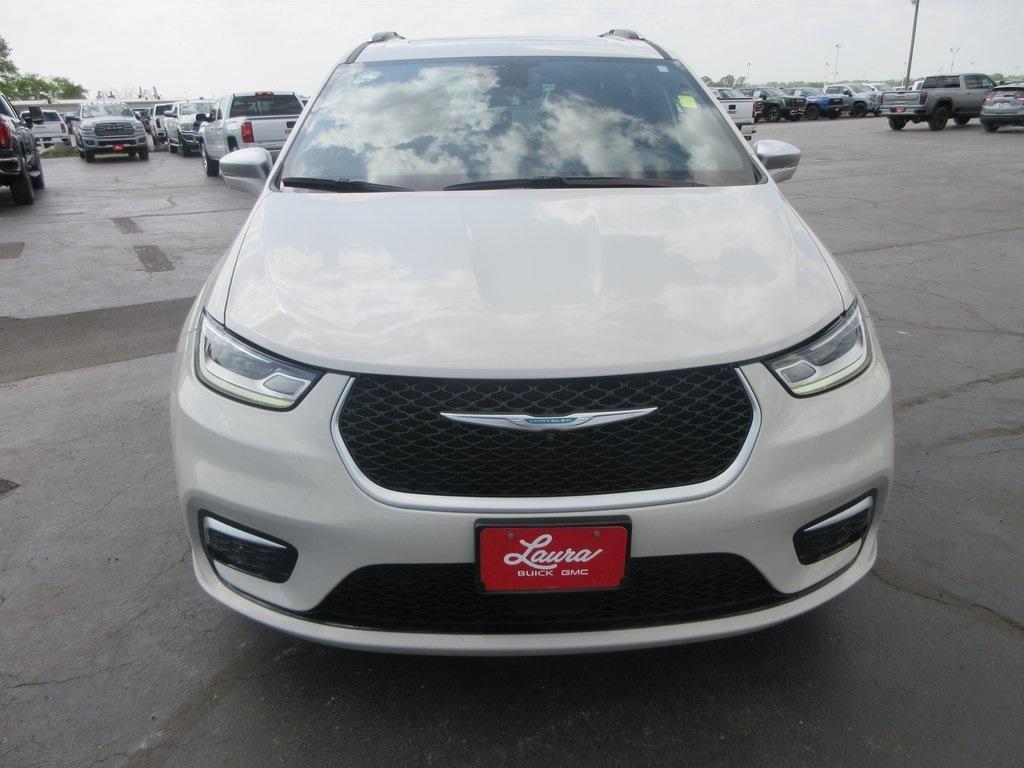 used 2021 Chrysler Pacifica Hybrid car, priced at $27,995