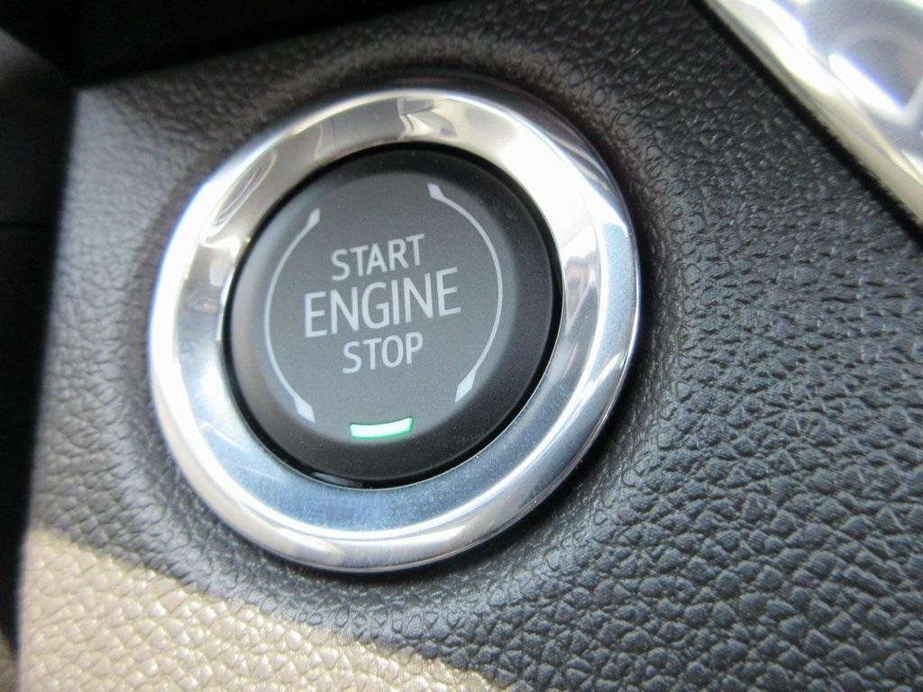 new 2025 Buick Envista car, priced at $26,994