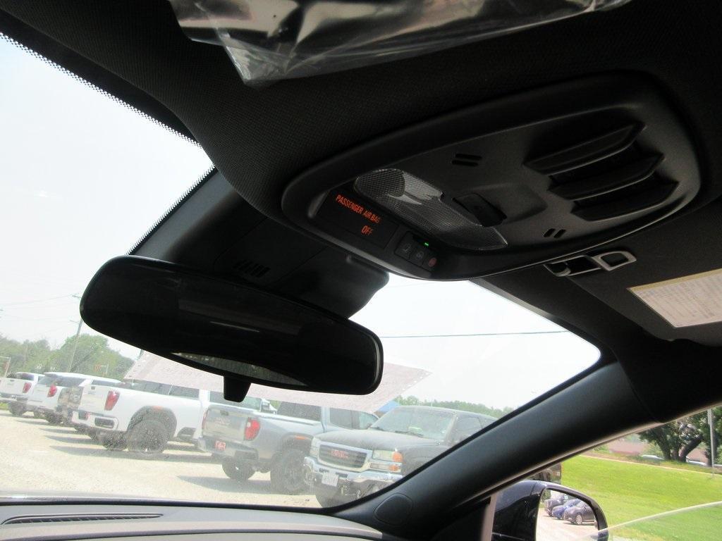 new 2025 Buick Envista car, priced at $26,994