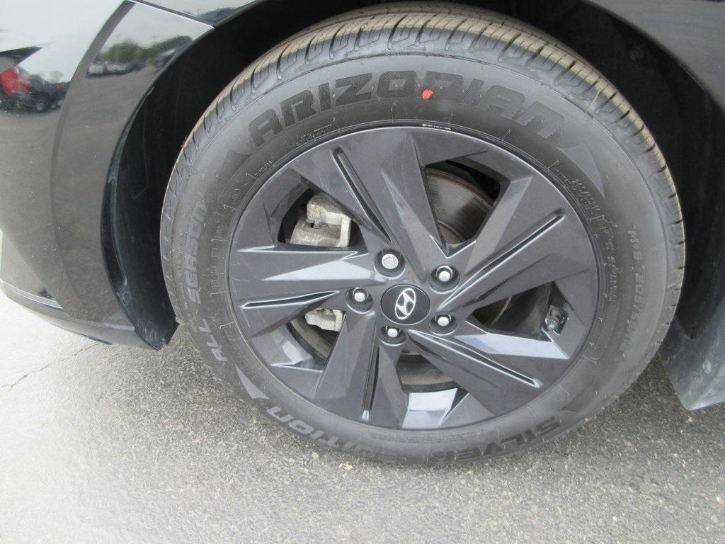 used 2022 Hyundai Elantra car, priced at $19,995