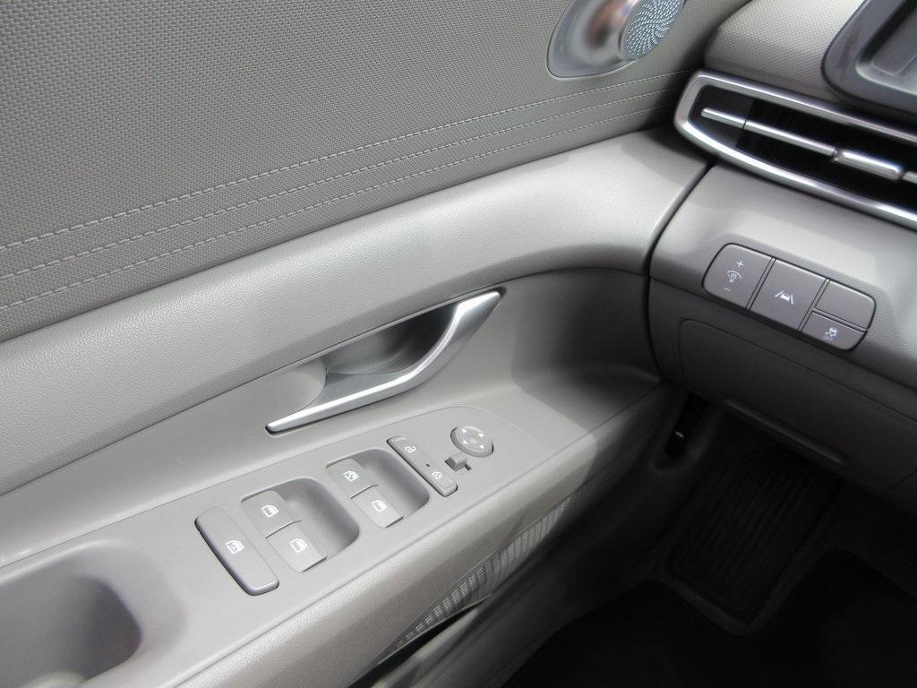 used 2022 Hyundai Elantra car, priced at $19,995
