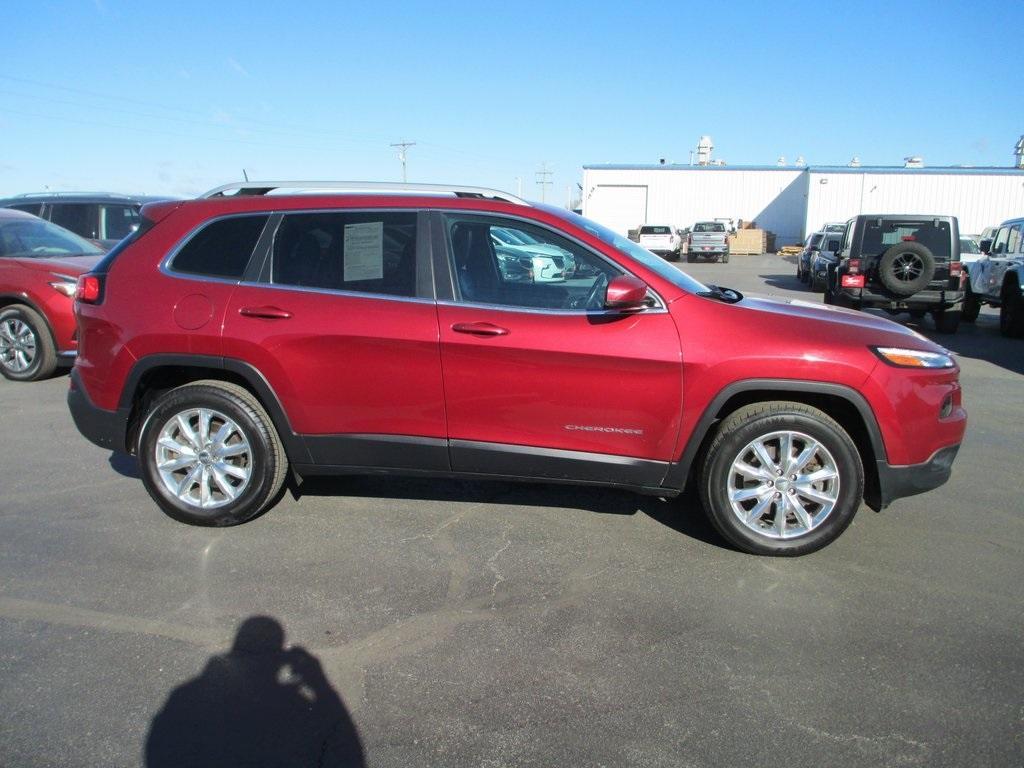 used 2017 Jeep Cherokee car, priced at $12,495