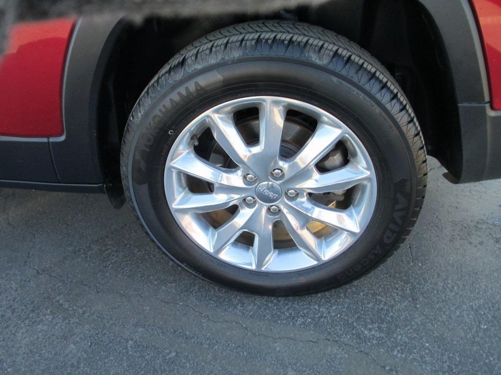 used 2017 Jeep Cherokee car, priced at $12,495