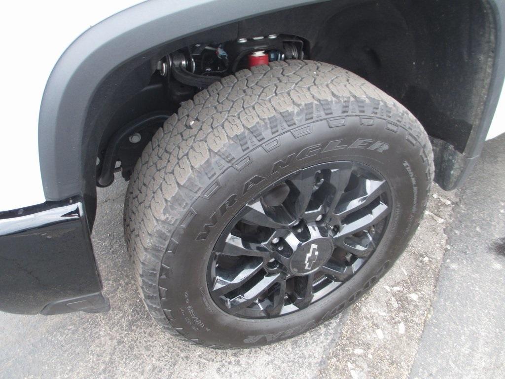 used 2025 Chevrolet Silverado 2500 car, priced at $60,995