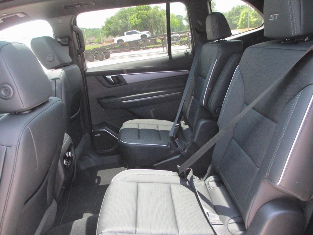new 2025 Buick Enclave car, priced at $54,364