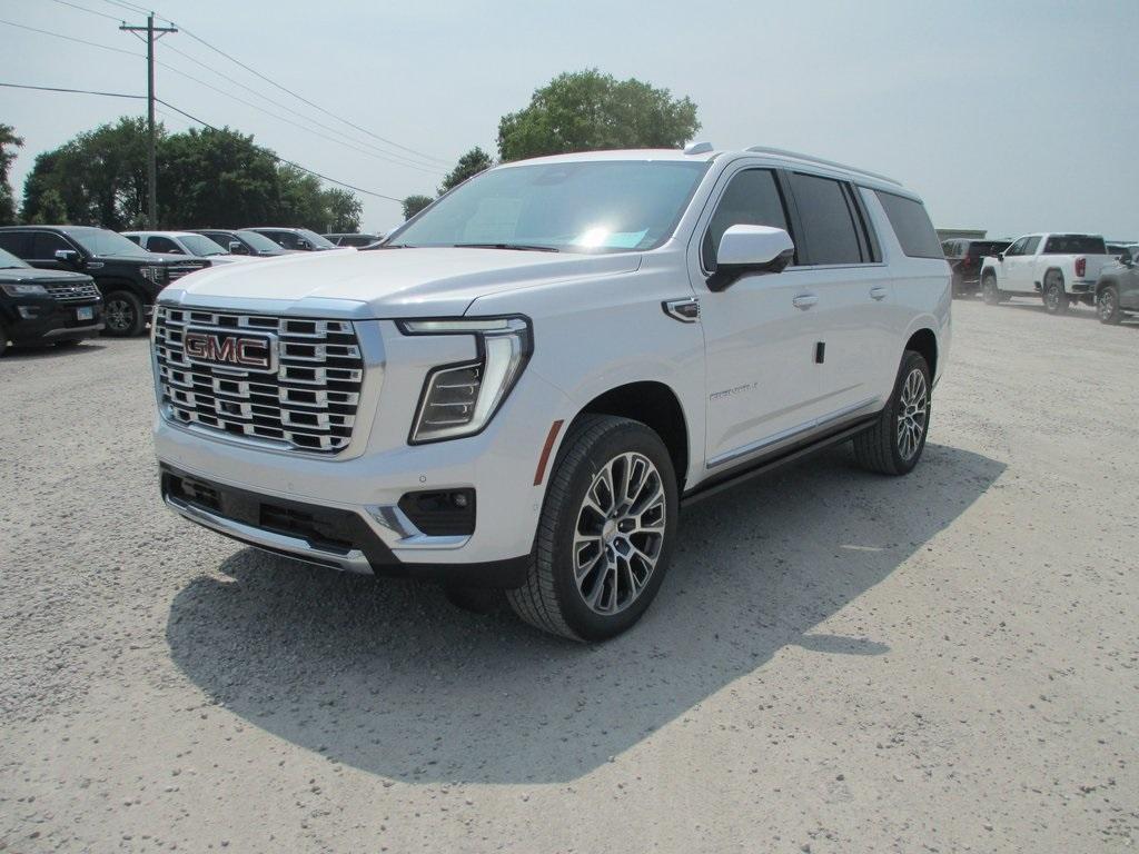 new 2025 GMC Yukon XL car, priced at $88,044