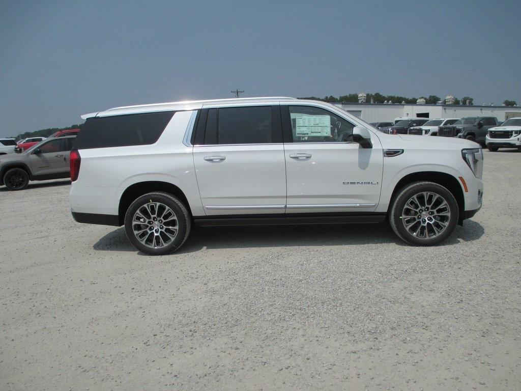 new 2025 GMC Yukon XL car, priced at $88,044
