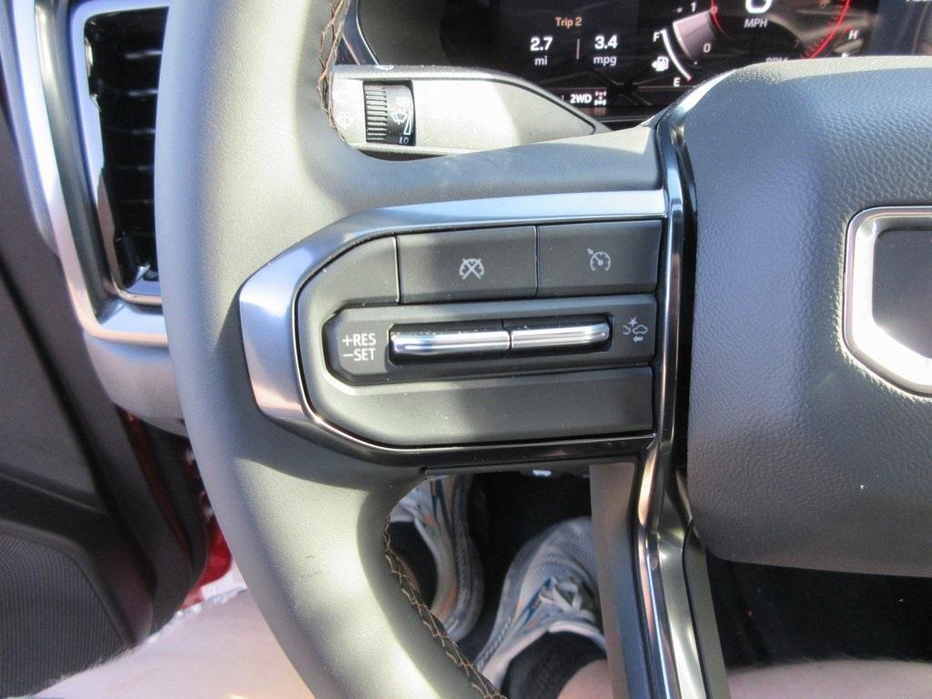 new 2025 GMC Canyon car, priced at $45,928