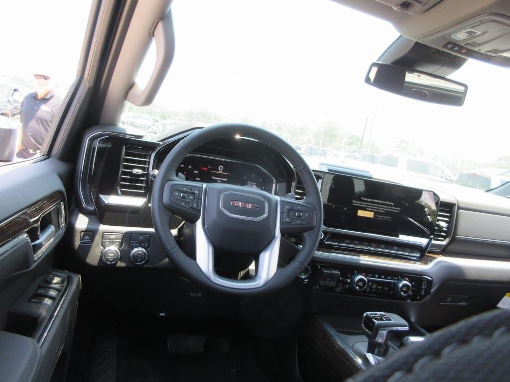 new 2025 GMC Sierra 1500 car, priced at $55,240